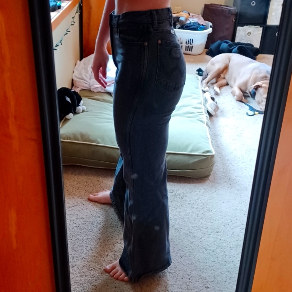 WOMEN'S WANDERER HIGH RISE FLARE JEAN IN MAGIC